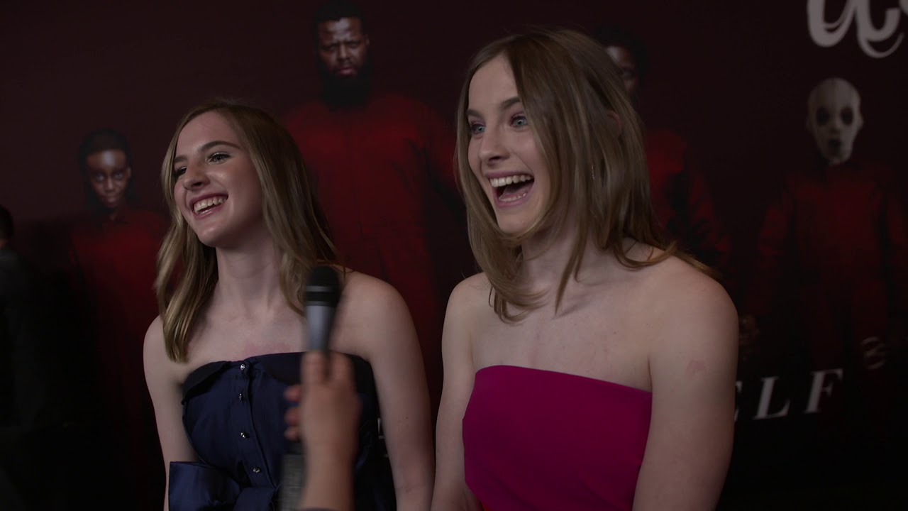 Noelle Sheldon & Cali Sheldon arrive at the 