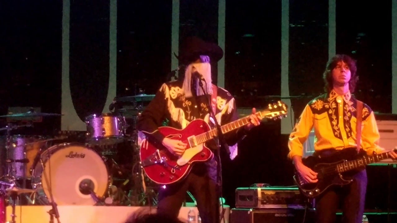Orville Peck - Roses Are Falling