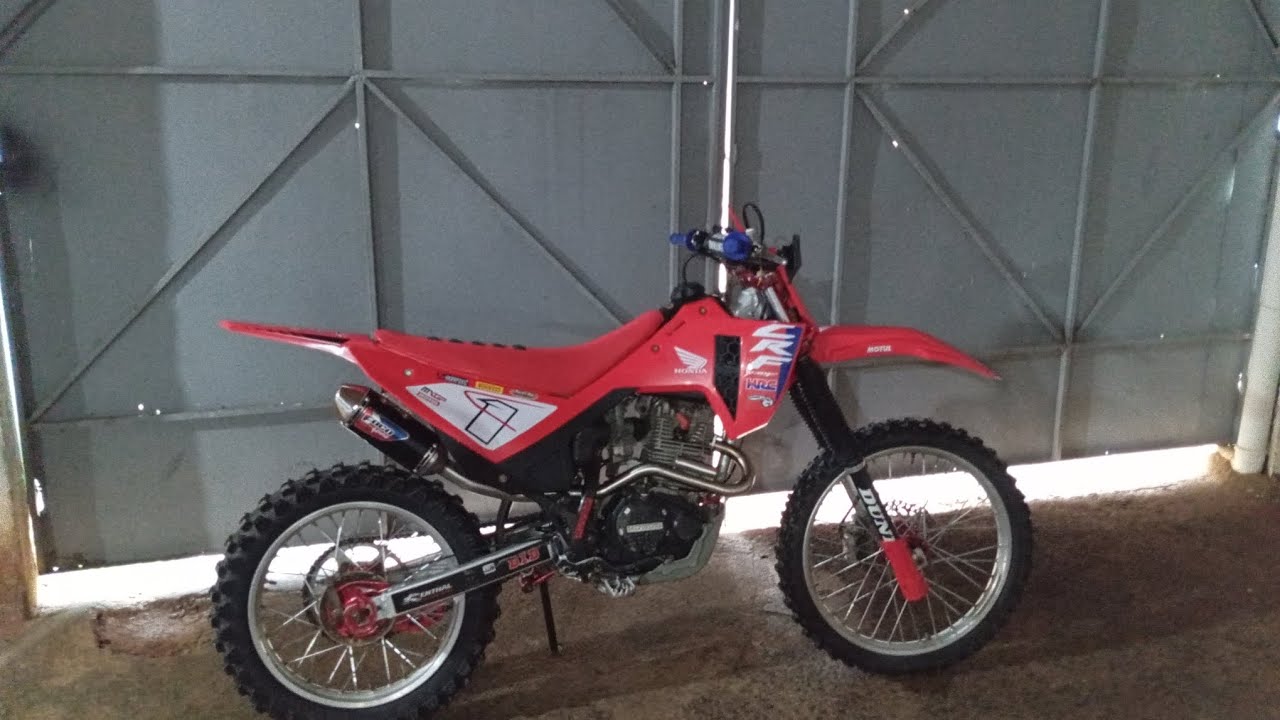 Instalando kit plásticos amx F25 para CRF 230