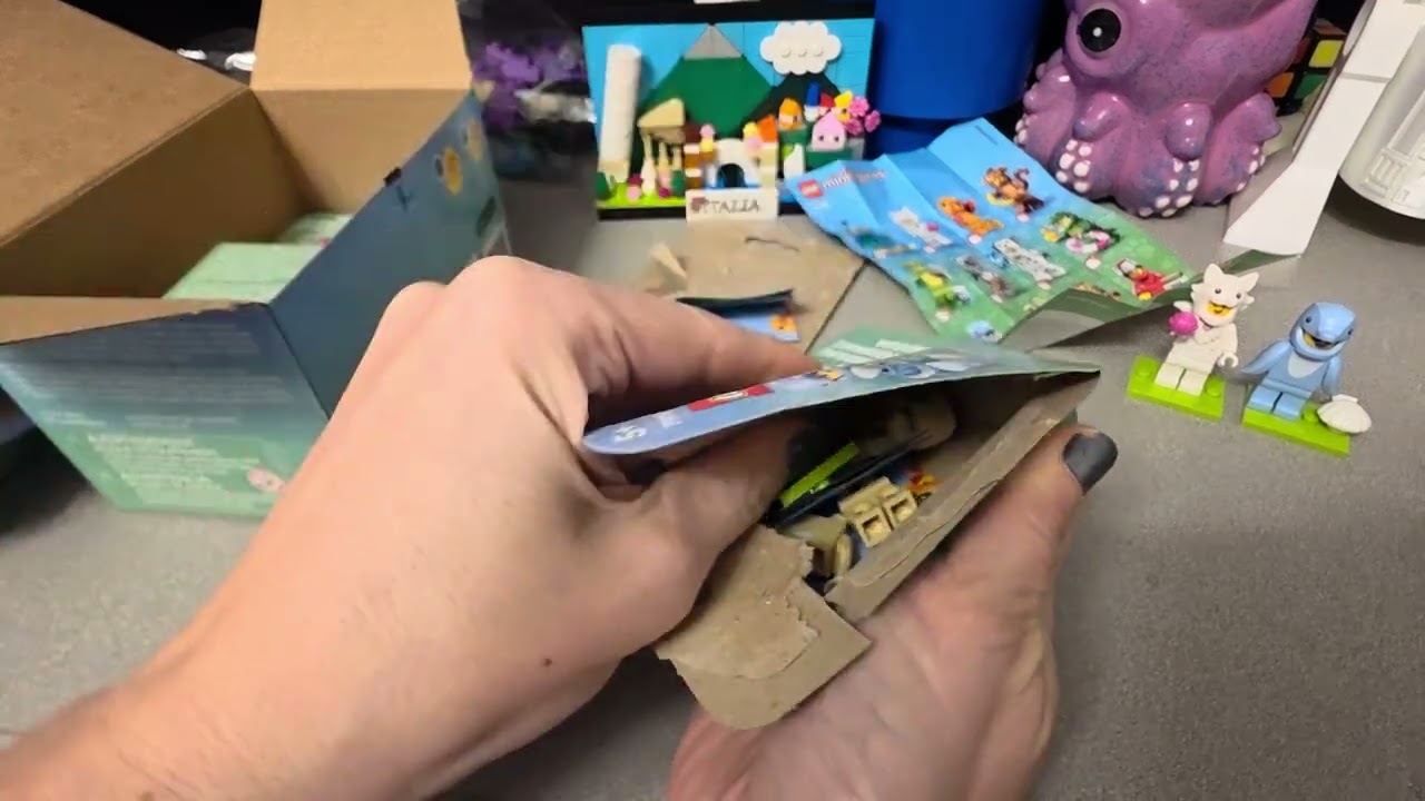 @LEGO Series 28 Animal minifigures!