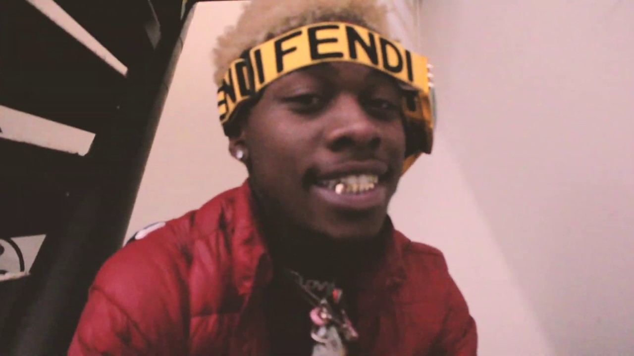 Bravoo HunnidZ aka LILBABYGOAT -  Aint Regular (Dir. @pg3gonzalez) Music Video