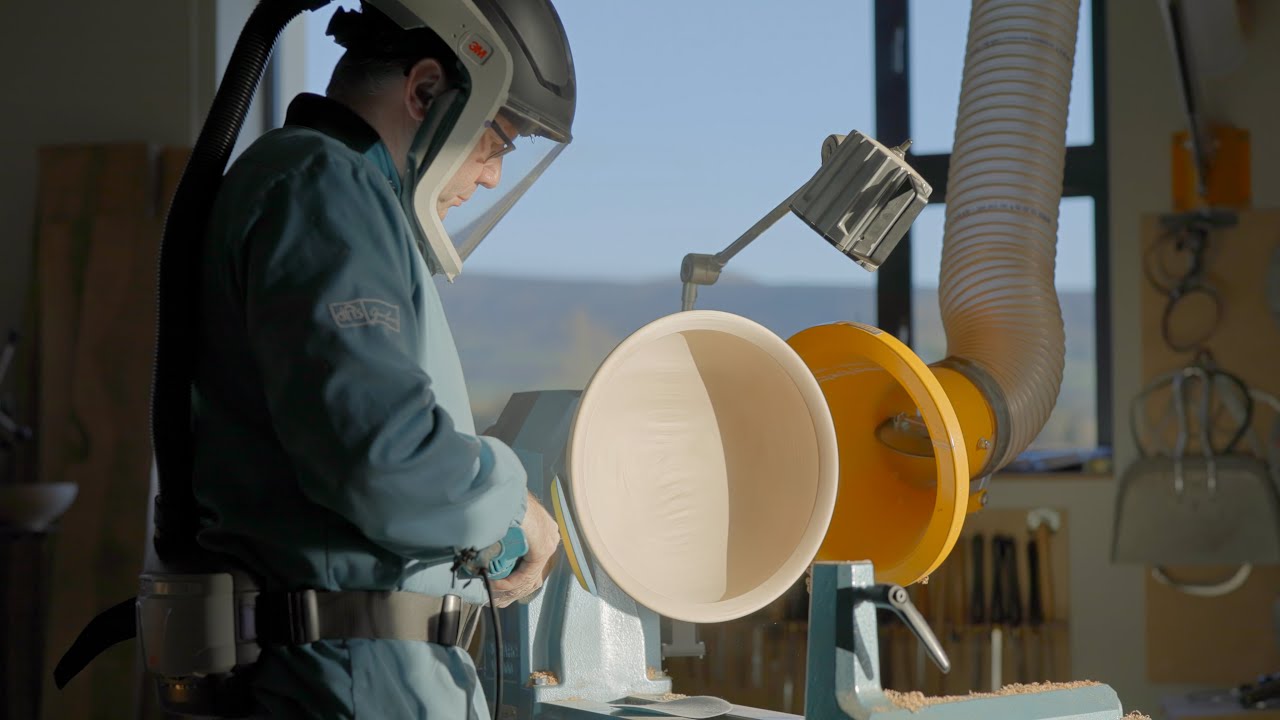 Power Sanding a Wood Turned Bowl with Glenn Lucas