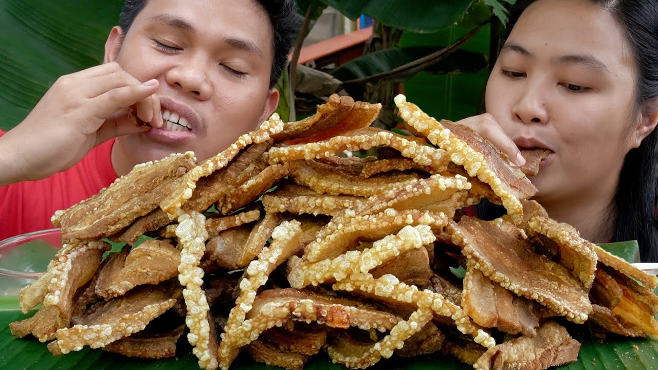 PORK BELLY CHIPS | OUTDOOR COOKING collab w/ @TheFoodieBee