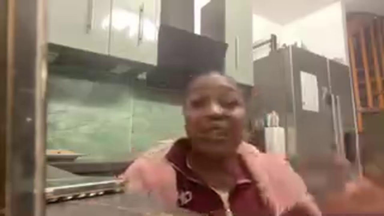 Monsieur Tene ne laisse pas Noël