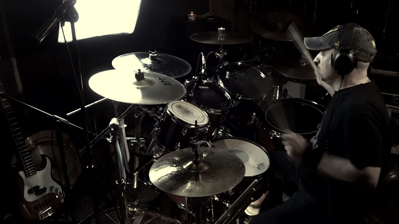 LOMBARD-  Przeżyj to sam - Live-  Drum Cover.       muz.Grzegorz Stróżniak   sł. Andrzej Sobczak