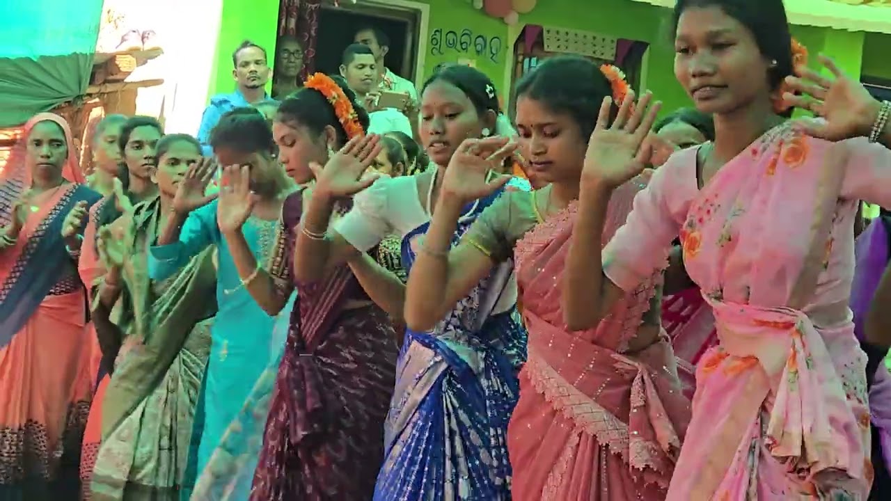 Cute Girls Marriage Welcome Dance | Barangsing Village 