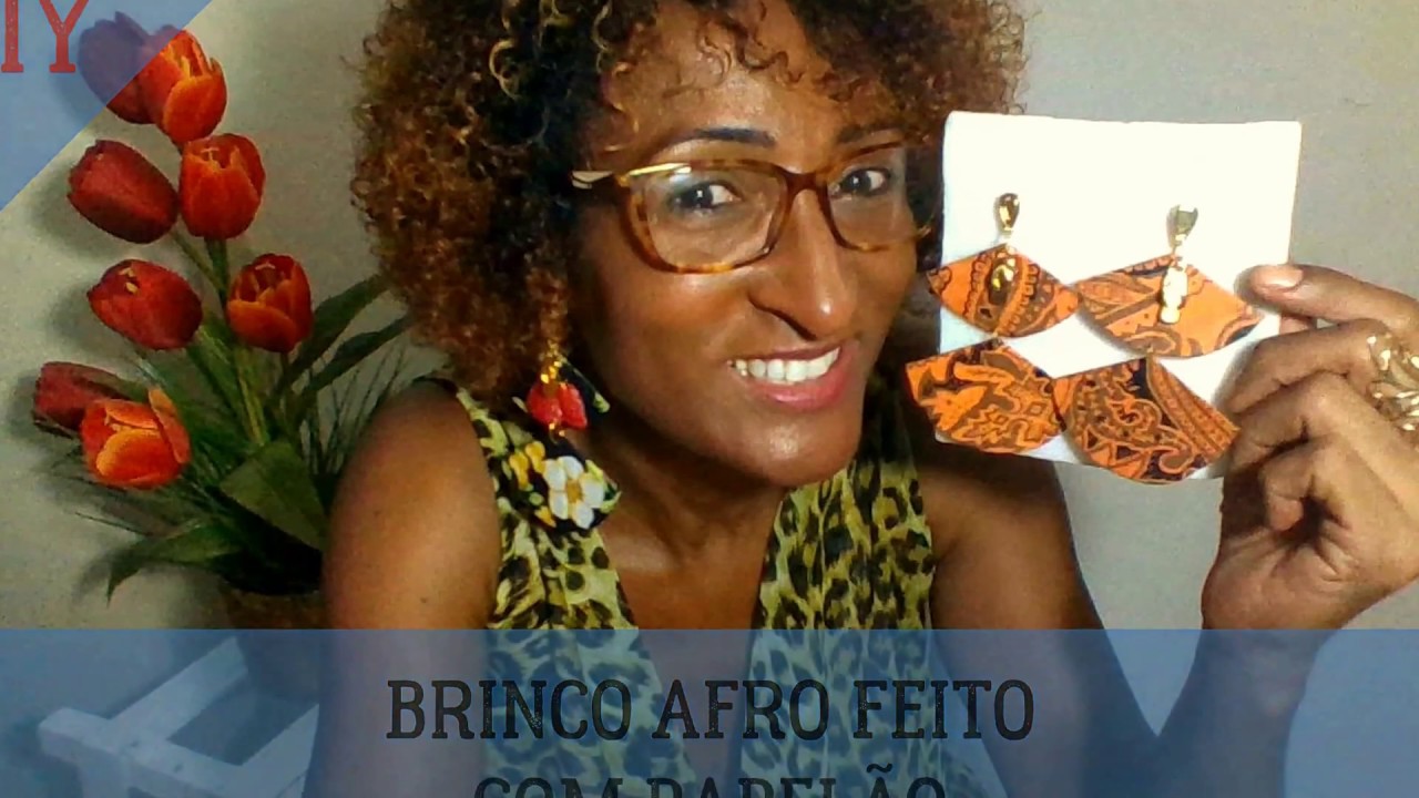 DIY- BRINCO AFRO FEITO COM MATERIAL RECICLADO