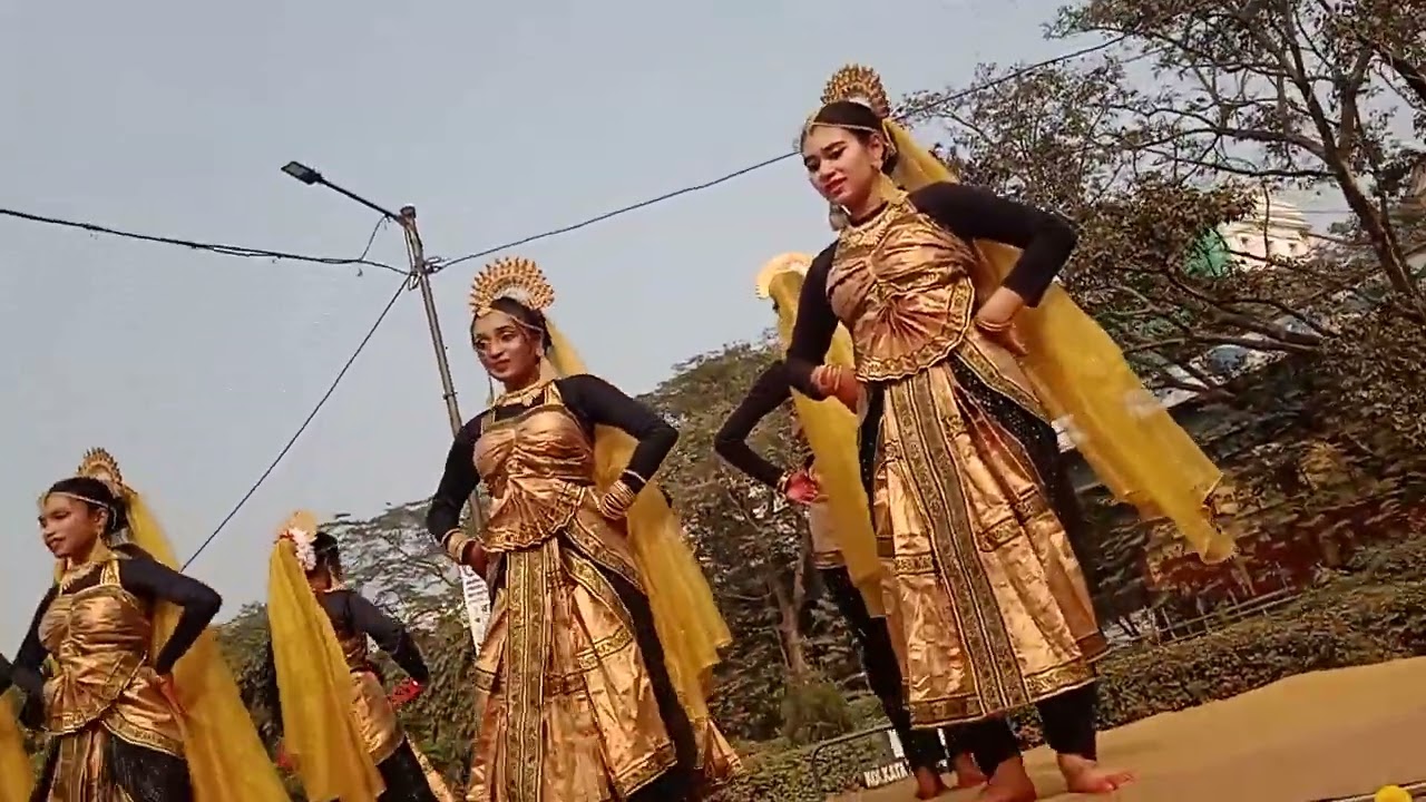 #Saint_Paul_cathedral #rally #dance from school