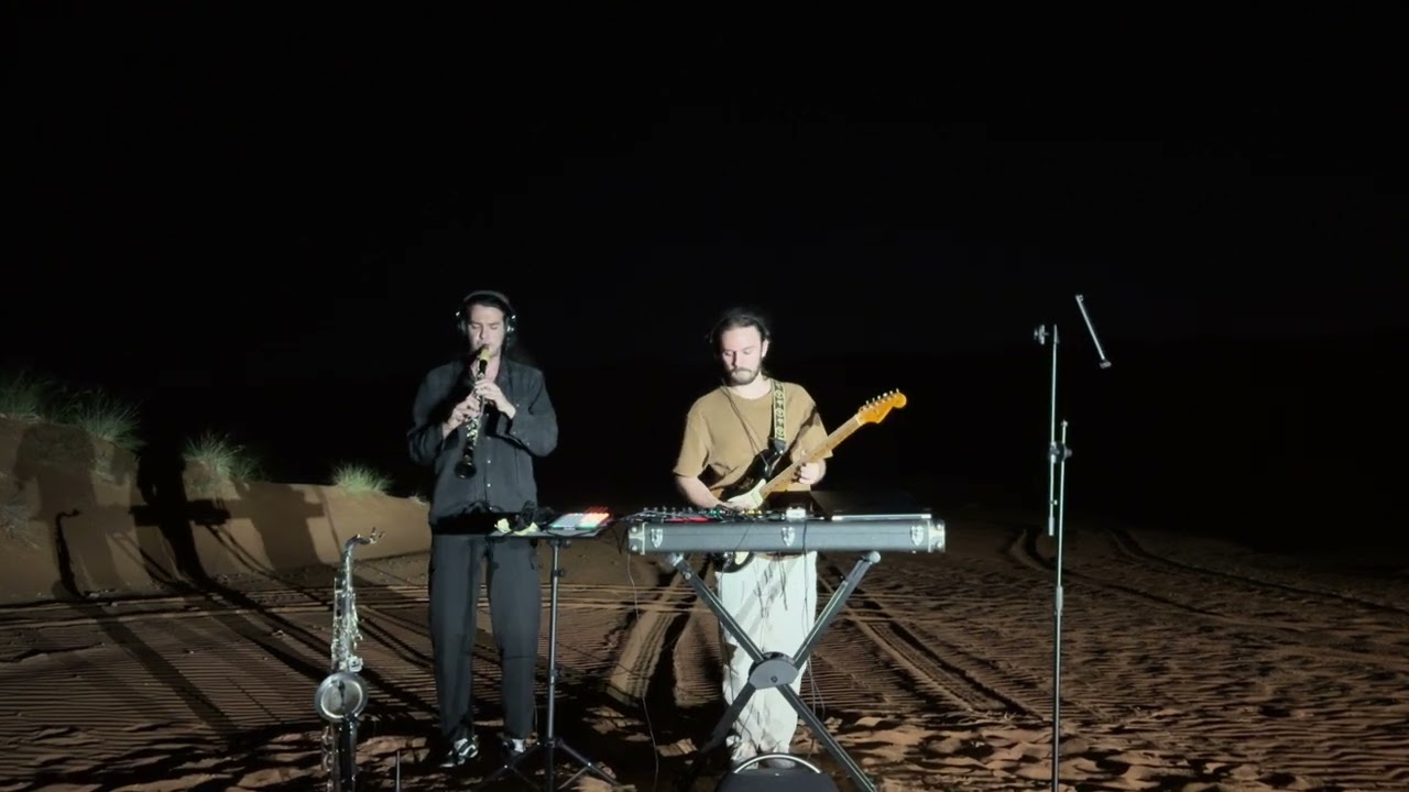 People Around - Electric Coffin (Live in Dubai)