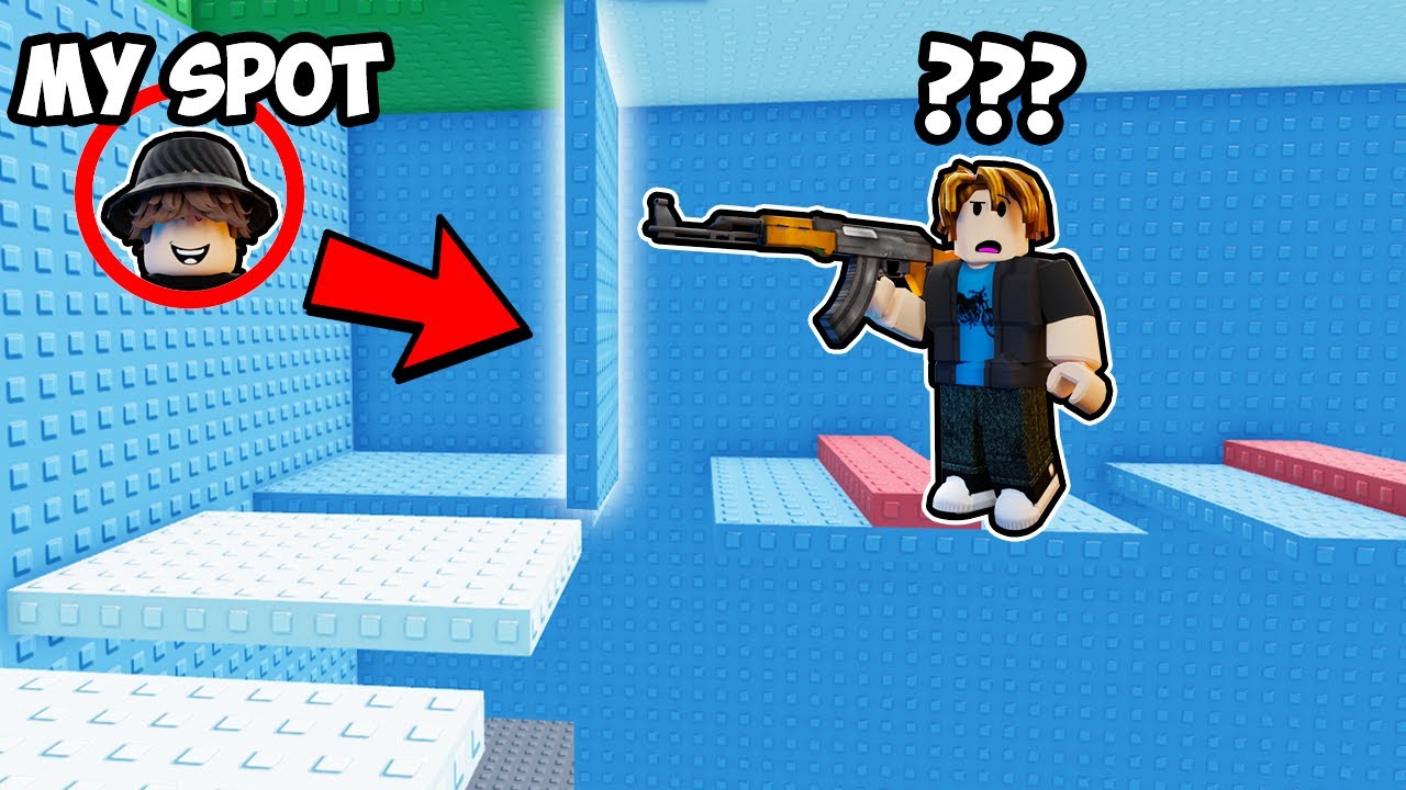 Троллинг игроков с помощью БЕЗУМНЫХ пятен в Roblox Hide And Seek Troll Tower...(супер смешно)