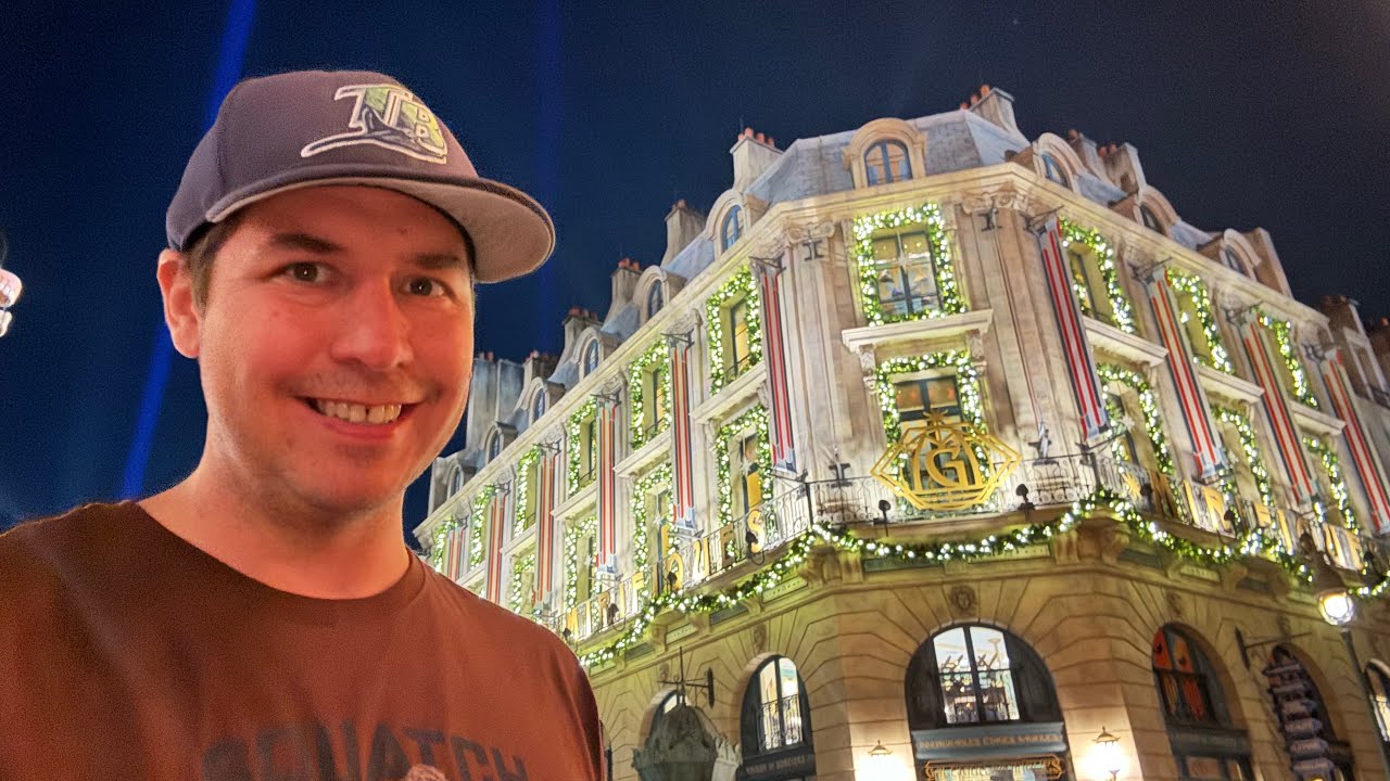 Epic Universe Christmas Lights Tour - It's First Holiday Season - Monsters Unchanged CLOSED!