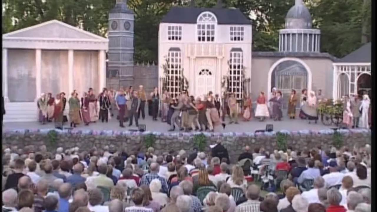 Med lidt lykke og lidt held – My Fair Lady 2003 | Nyborg Voldspil