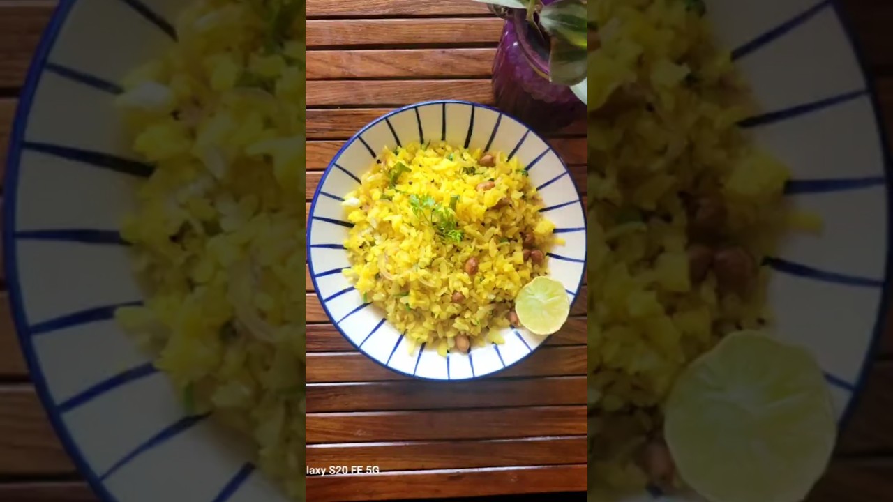 &ldquo;Starting the day right with a bowl of poha.&rdquo;#kandapoha #food #tomatopoha #healthypoha #pohe #bhaat