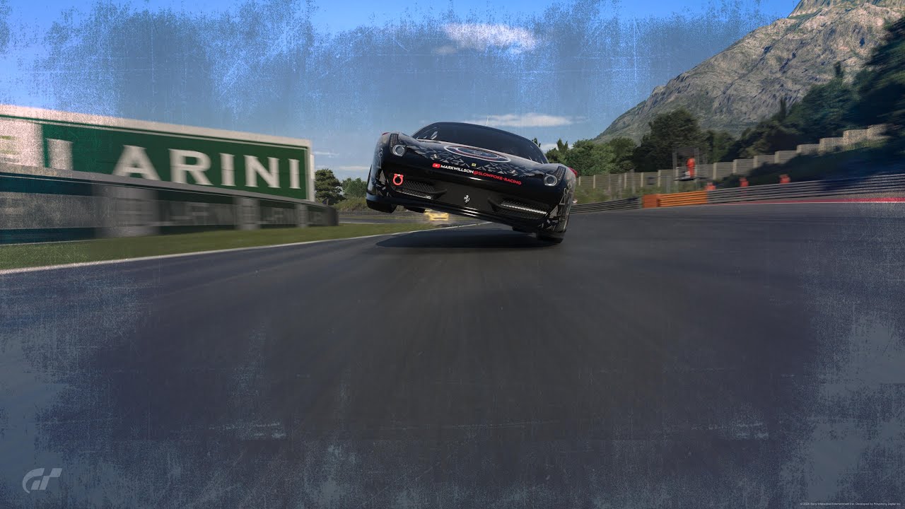 Ultimate Racing League Am 2 round 4 race 1