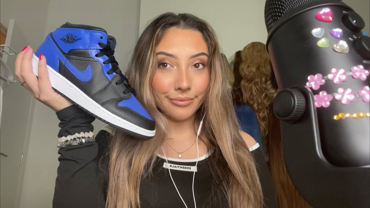 ASMR Unboxing my new sneakers ~Jordan Air 1 “Hyper Royal”~ 💙🖤 shoe tapping | Whispered