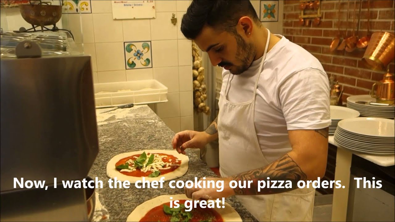 Pizzeria Napoli in Bocca, Naples, Italy