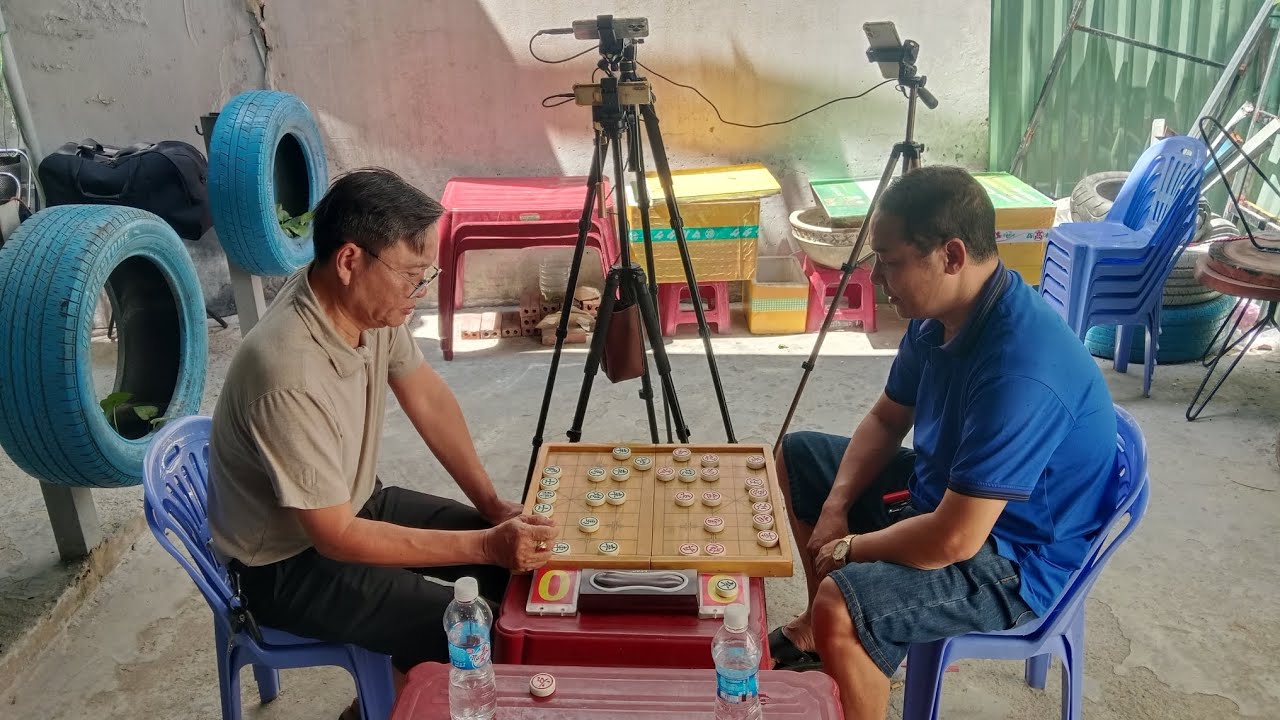 Tôn Thất Cẩm (xanh) vs Trùm Cờ Độ Mr Công BH(đỏ) : Showmatch chạm 10