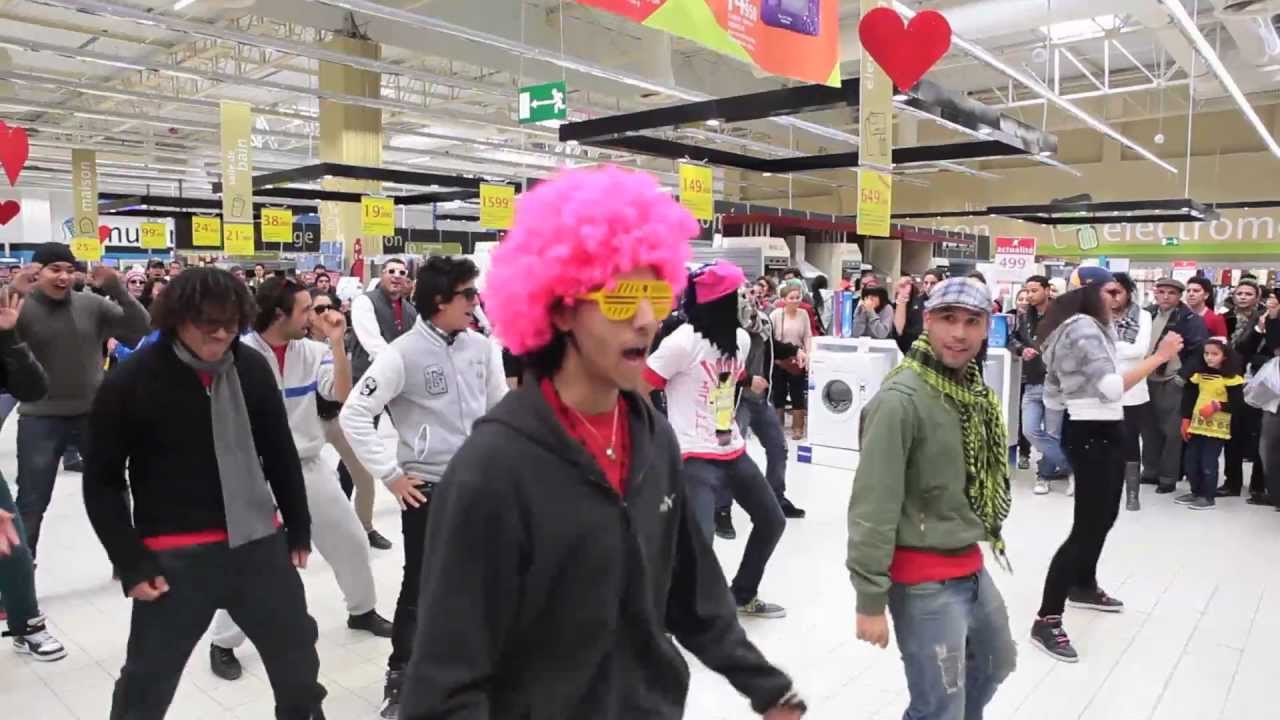 Mc Dance Falsh mob 18/02/2012 Géant (Tunis city)