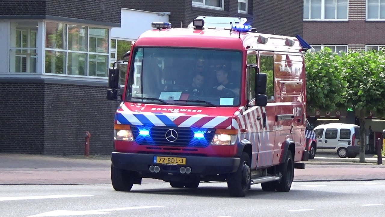 PRIO 1 Waterongevallenwagen Nico [WON] met spoed naar een persoon te water in Amsterdam