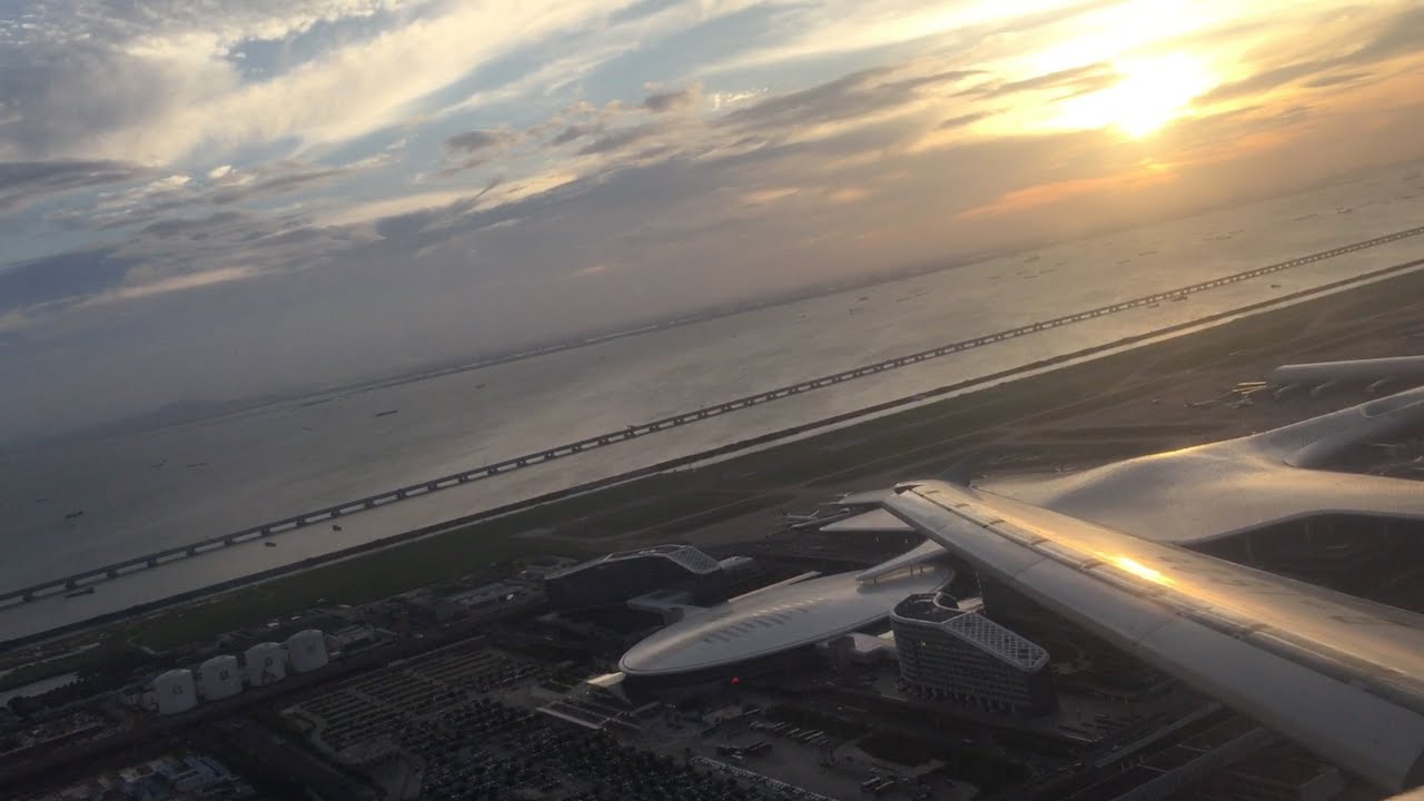 A321-200 Sunset Takeoff From Shenzhen