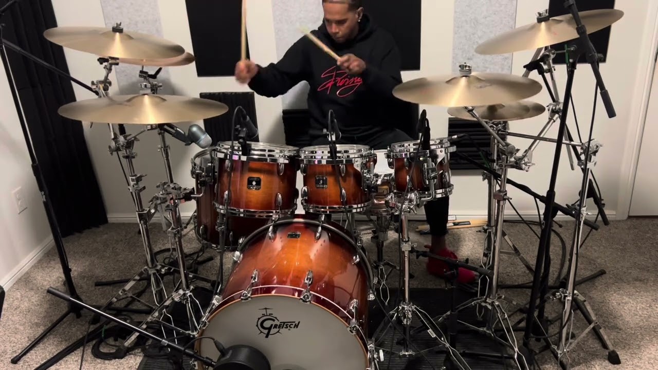 Jamming with this song 🎶🥁