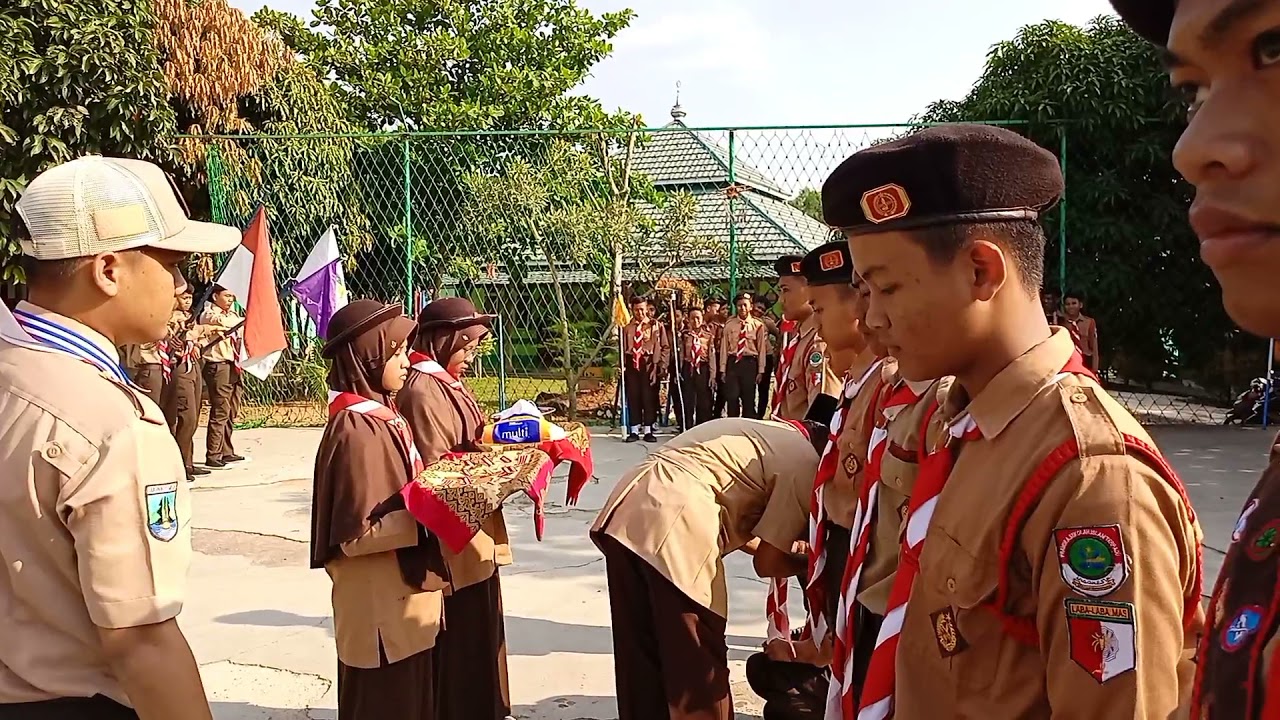Upacara Pelantikan tingkat Penggalang Ramu-Rakit-Terap Pasukan Laba Laba Mas