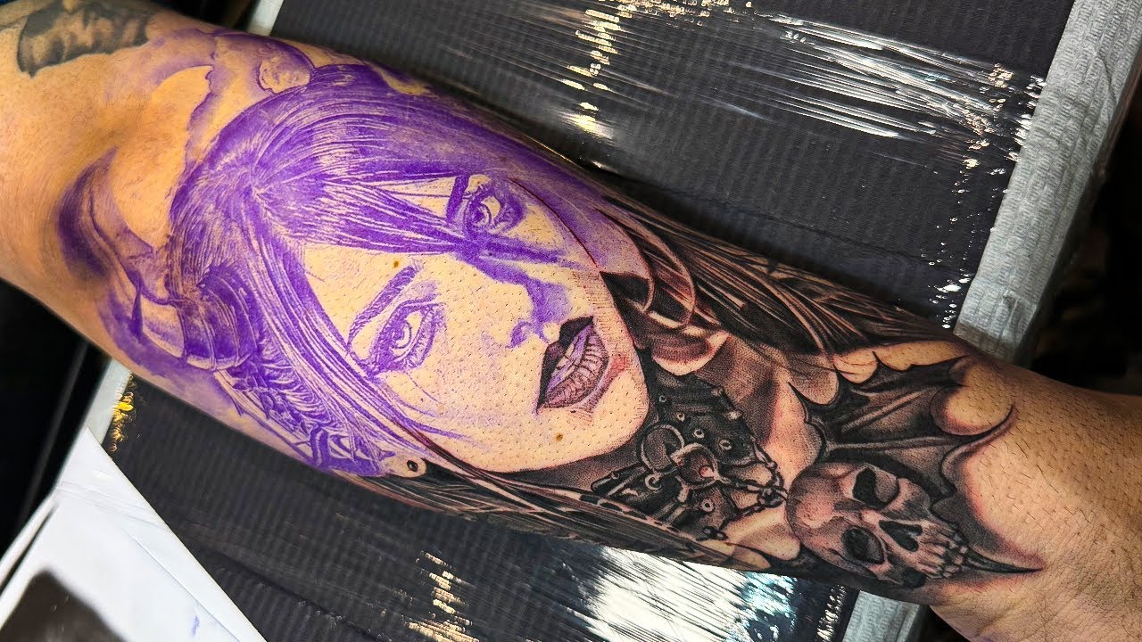 TATUAGEM VALKIRIA REALISTA ( ROSTO MULHER TATTOO ) chico morbene