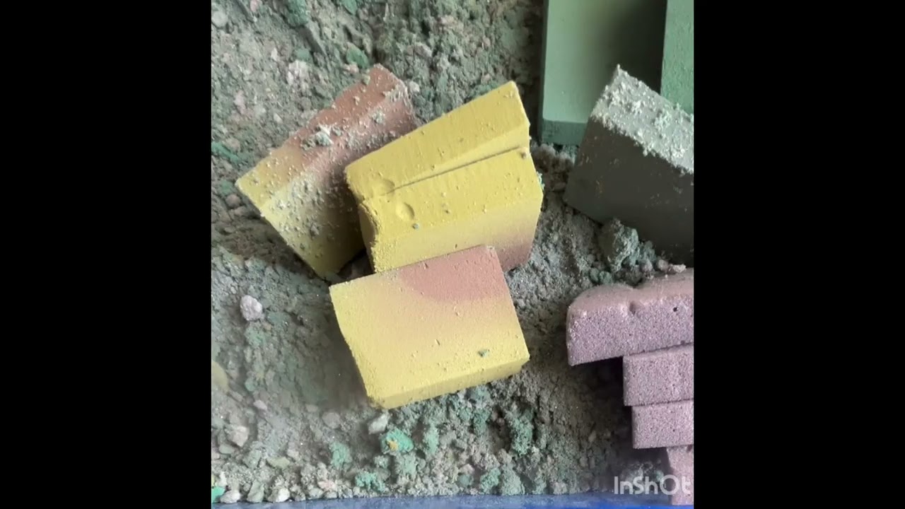 ASMR amazing floral foam crunch time 🤩#asmr #satisfying #asmrfloralfoam 