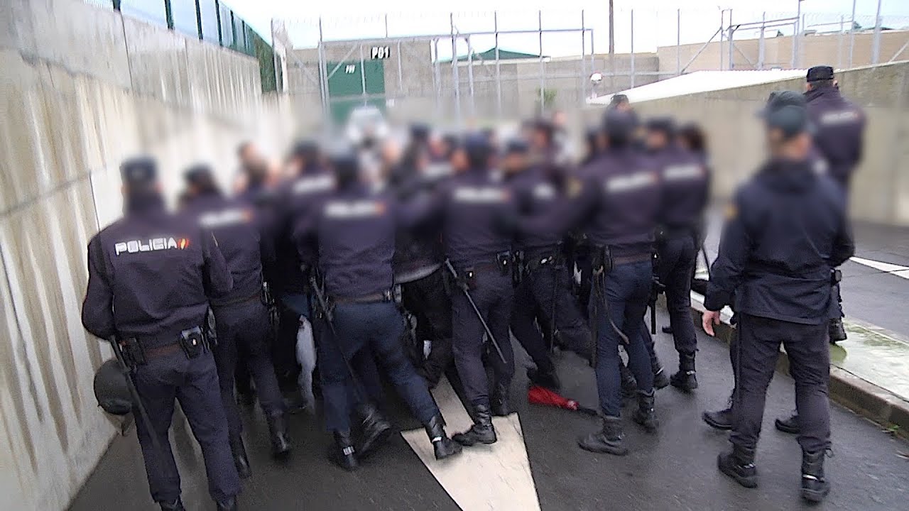 Así ha sido la intervención de la Policía Nacional ante las protestas de funcionarios en la cárc