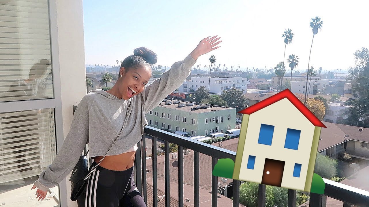 MY FIRST EMPTY APARTMENT TOUR!! I MOVED TO LA!!