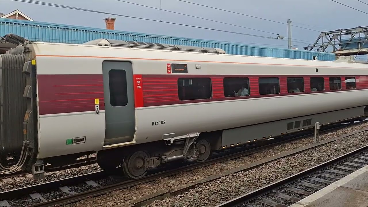 Slow moving Azuma at Doncaster