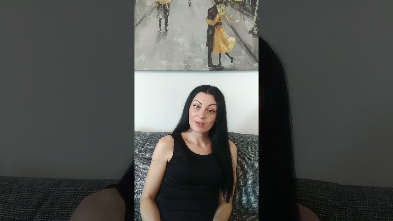 Аз съм Дени и съм пристрастена към плетенето ♥️😆🤫