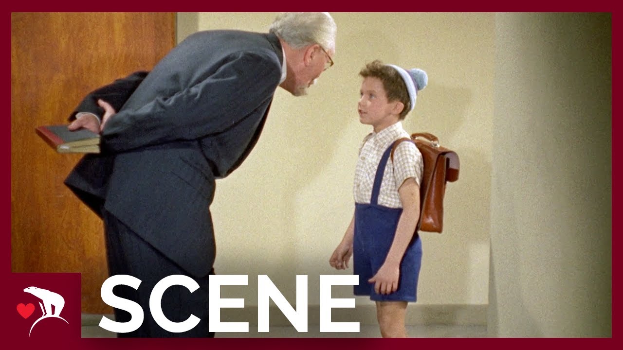 Far til fire i byen (1956) - Pers første skoledag