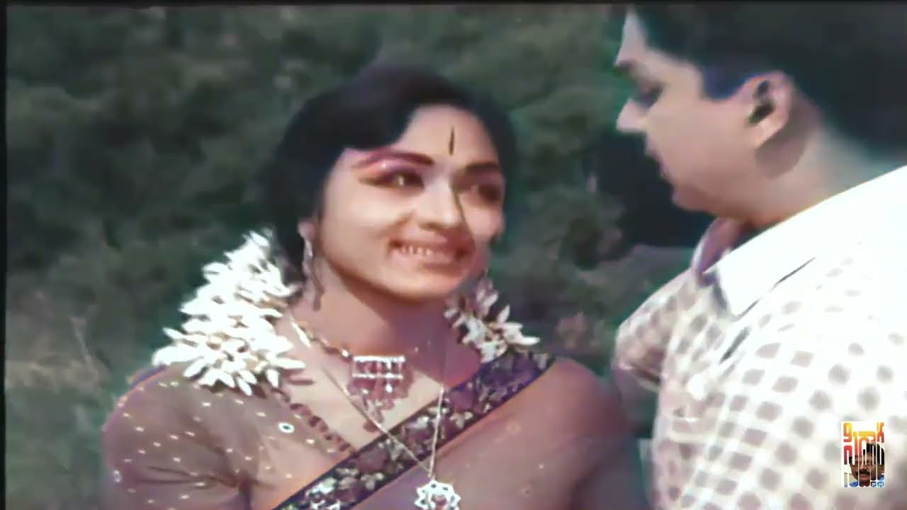 Jai Jawan  జై జవాన్ (1970) ||  Madhura bhaavala Sumamaala మధుర భావాల సుమమాల..  || Colorized