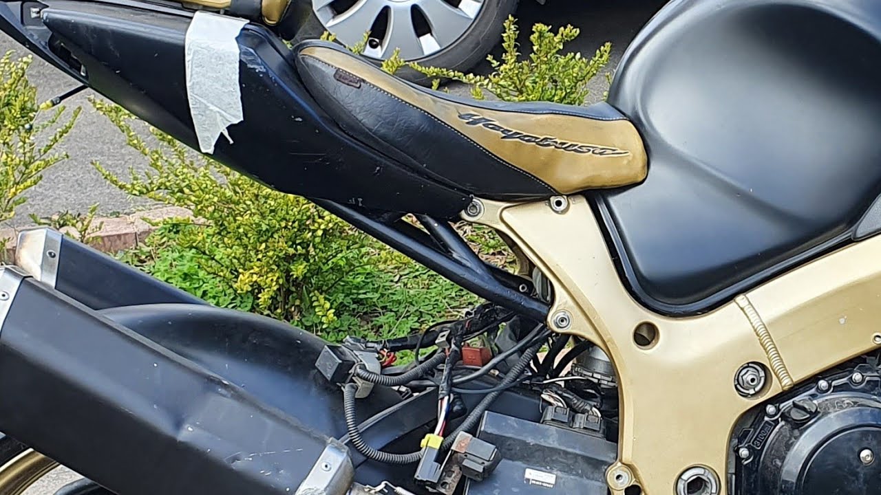 SUZUKI HAYABUSA RESTOMOD EP 3 - Tube subframe-RGMgarage