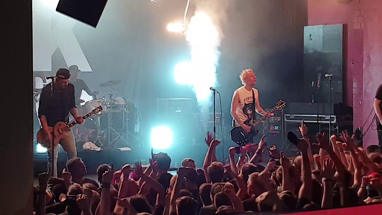 ZSK - Antifascista (Live in Berlin im Astra am 19.04.2019)