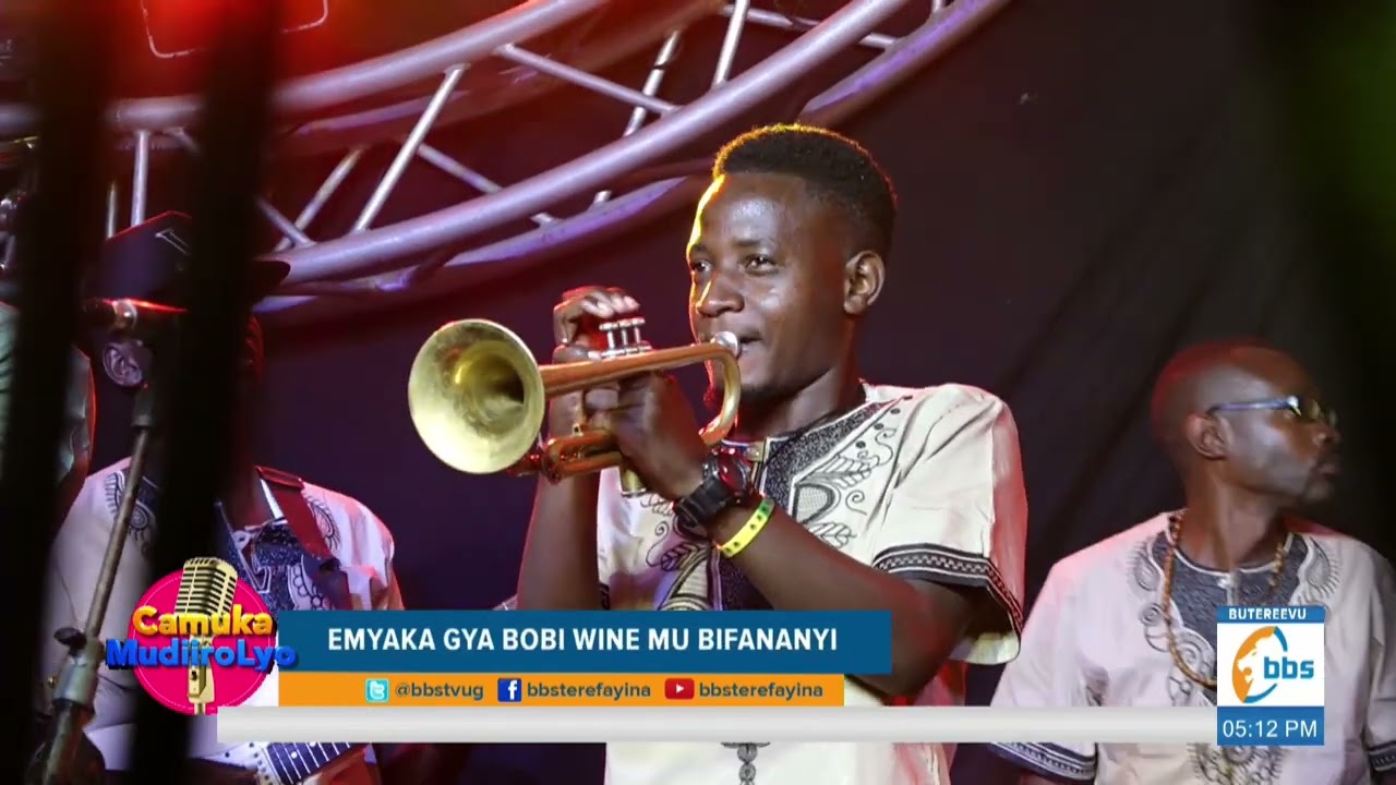 Bobi Wine ku myaka 40 | Mu kuyimba, obusuubuuzi, ebyobufuzi, aba Genuis Pearls Band bajaguza naye