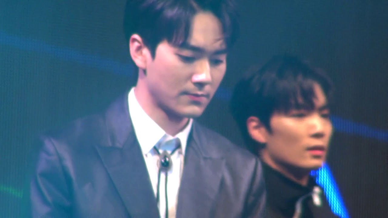 Let's get it! Etoos Concert Where are you at 곽아론 focus Aaron Kwak