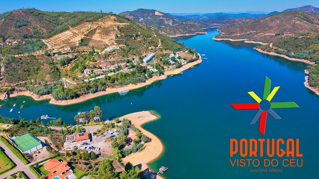 Lago Azul o lago encantado 🏞️ Blue Lake the enchanted lake 🛥️ Ferreira do Zêzere - 4K UltraHD