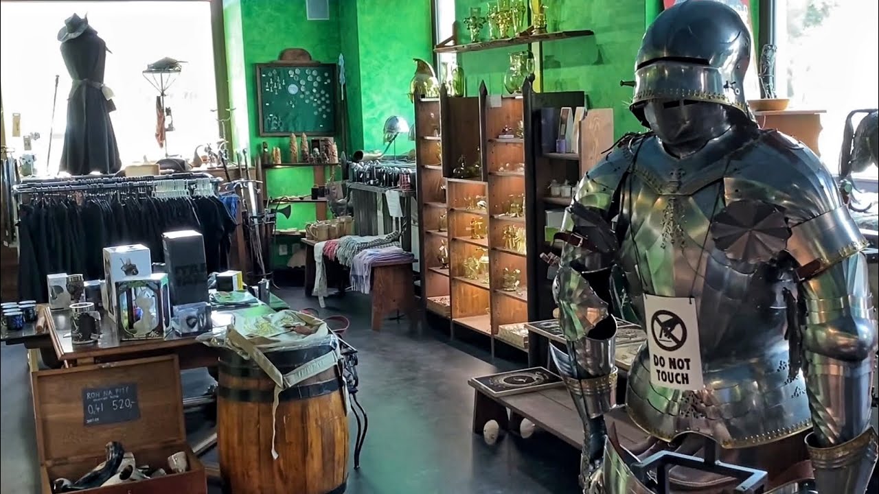 Магазин Средневековой Атрибутики, Мечей, Костюмов и Warhammer 40k в Праге! (Drakkaria)