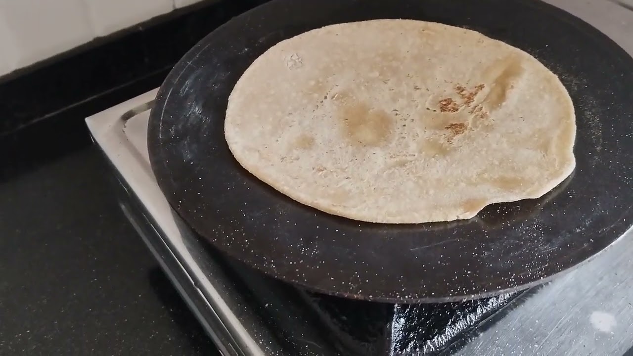 आज घर पर बने भिंडी की सब्जी और रोटी