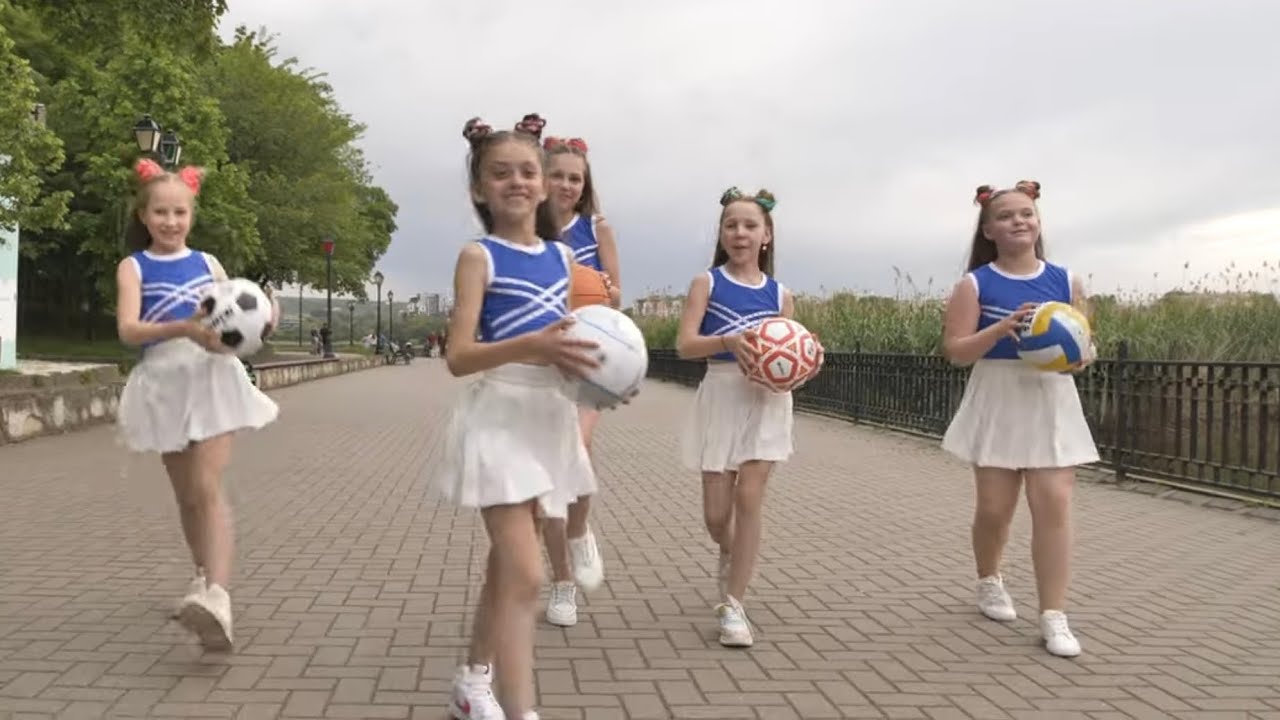 Picături Muzicale - Echipa Campionilor
