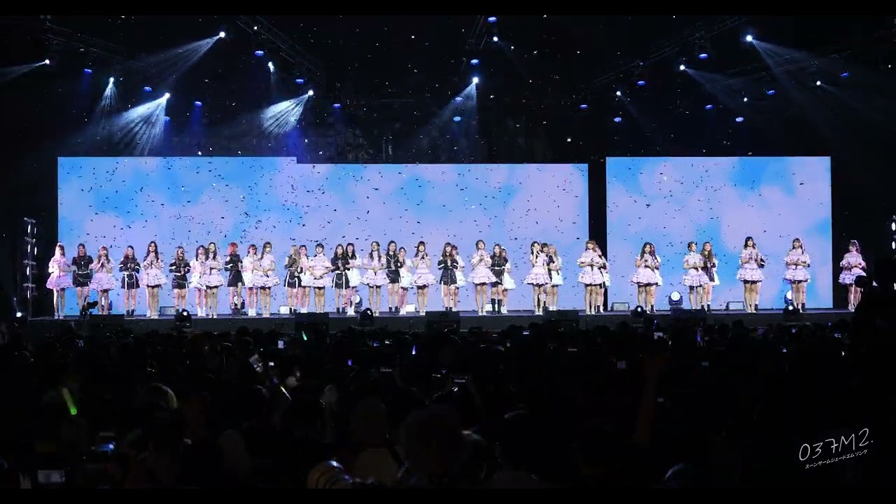 BNK48 & CGM48 - บ้านแห่งหัวใจ @ BNK48 12th 