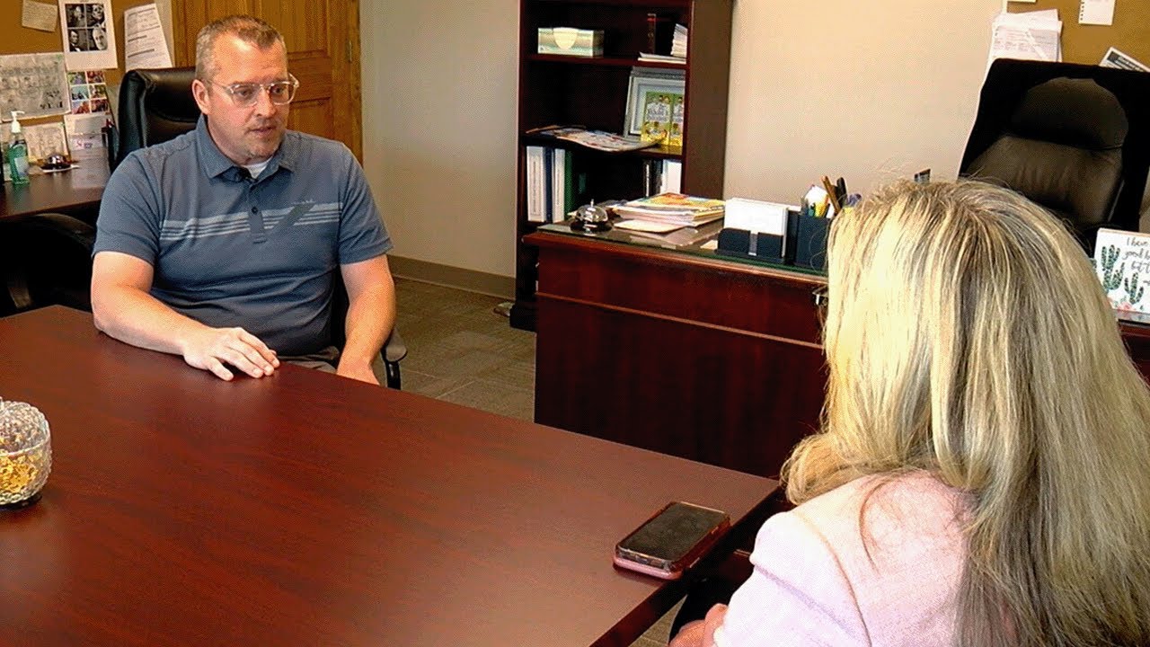 ‘We hope that this doesn't fall on the teachers’: West Seneca teachers fear layoffs