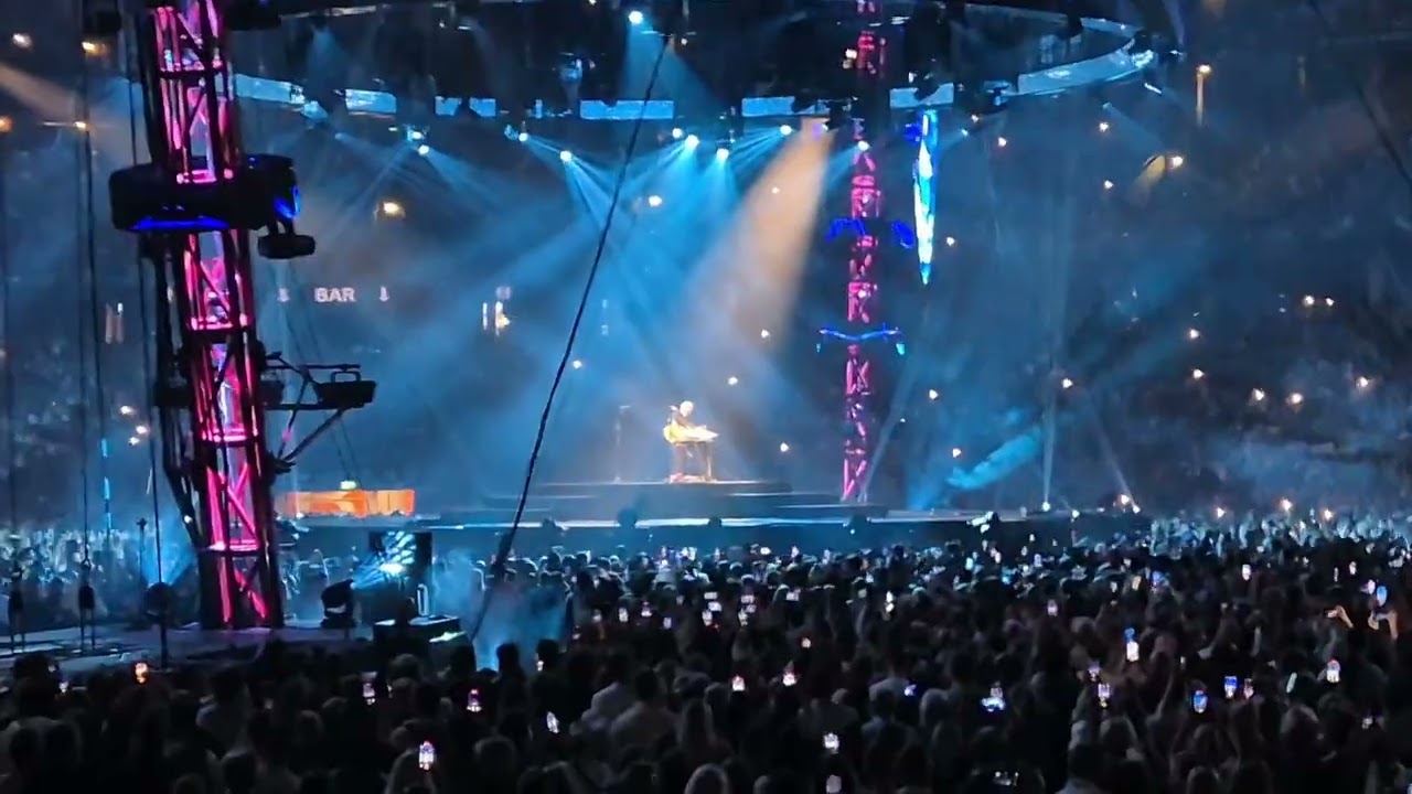 Ed Sheeran Strawberry Arena Stockholm 250823, part 1