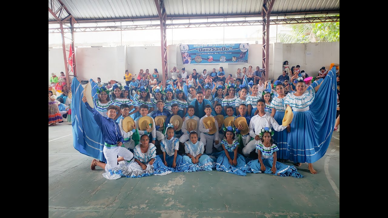 Santa Elena en Festival Hermanando Nuestras Raices