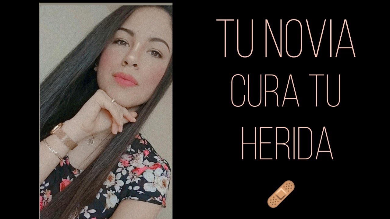 [ASMR] Role-play: Tu novia cariñosa cura tu herida. 🩹