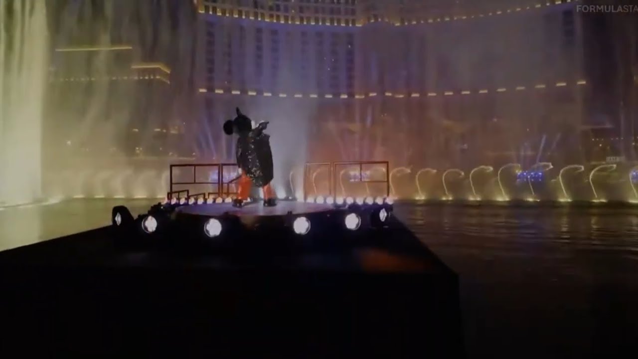 Mickey Mouse takes over the Bellagio fountains￼