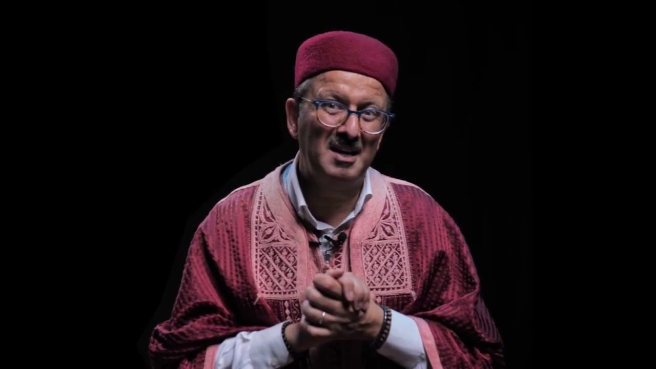 مشاركة الحكواتي هشام درويش من تونس في مهرجان لبنان المسرحي الدولي للحكواتي