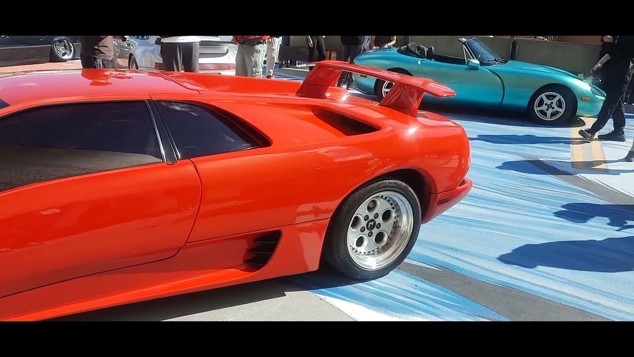 Toronto Carspotting | Porsche 964, Lamborghini Diablo, BMW M3, Ferrari | Vaulture Sunday Classic